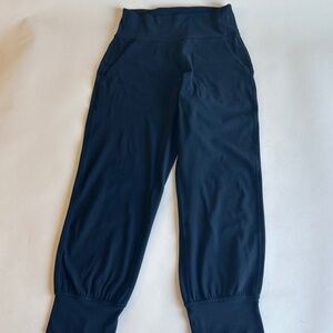 Lululemon Navy Loggers Leggings size 4